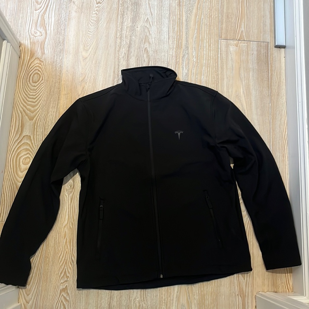 Tesla men’s black zip up jacket medium new